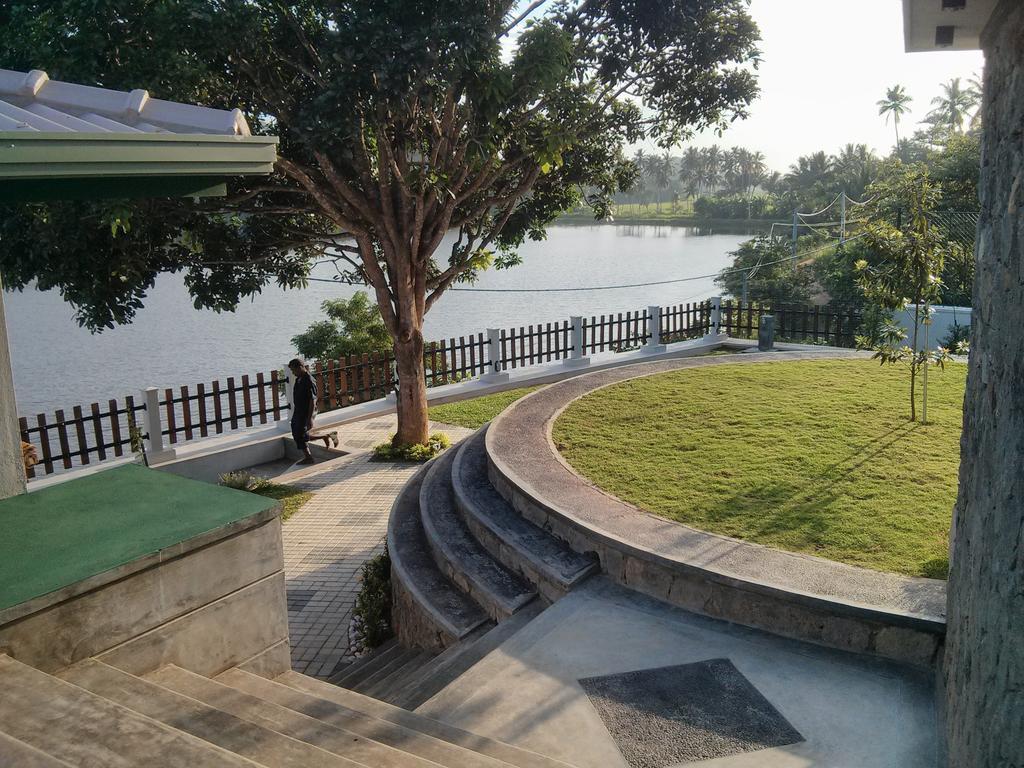 Lotus Villa Holiday Resort Matara Exterior photo